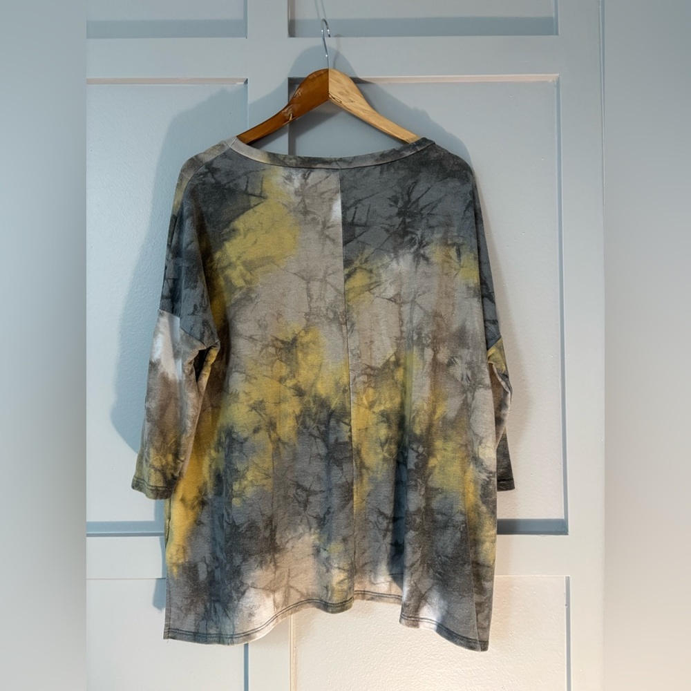 Mystree Marble Dolman Sleeve Top - Picture 6 of 8